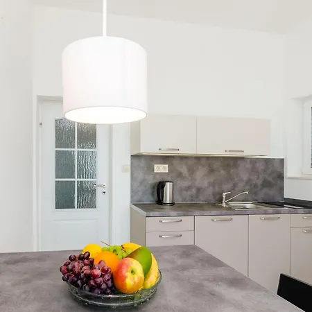 Panorama - Plat A4 - Premium One Bedroom With Terrace And Sea View * Mlini